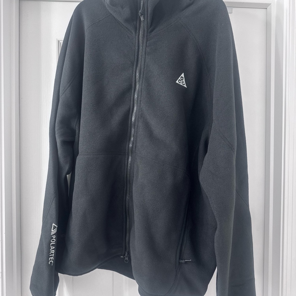 Nike ACG 'Wolf Tree' Polartec Black Full Zip Fleece Jacket, Size Lrg FB8082-010